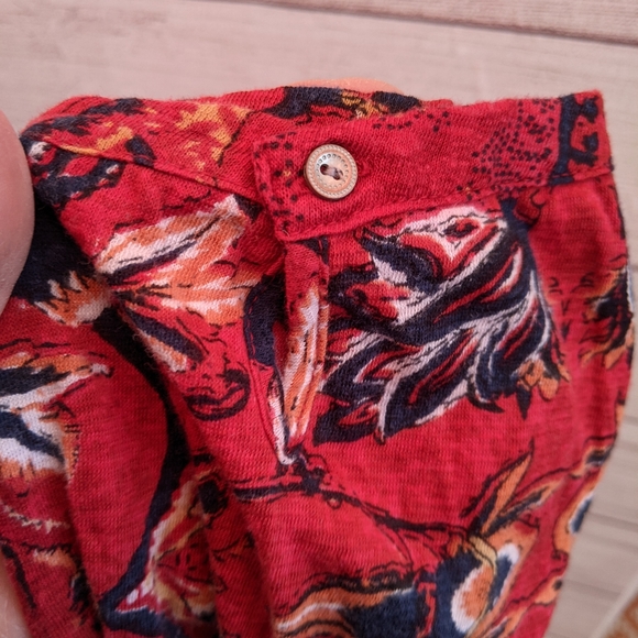 Lucky Brand top, size large in excellent condition - Picture 10 of 16